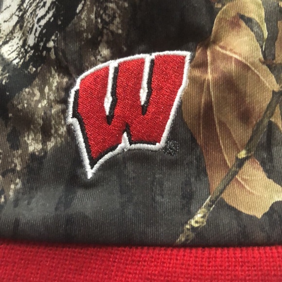 Captivating Headwear camouflage University of Wisconsin hat - Picture 2 of 5